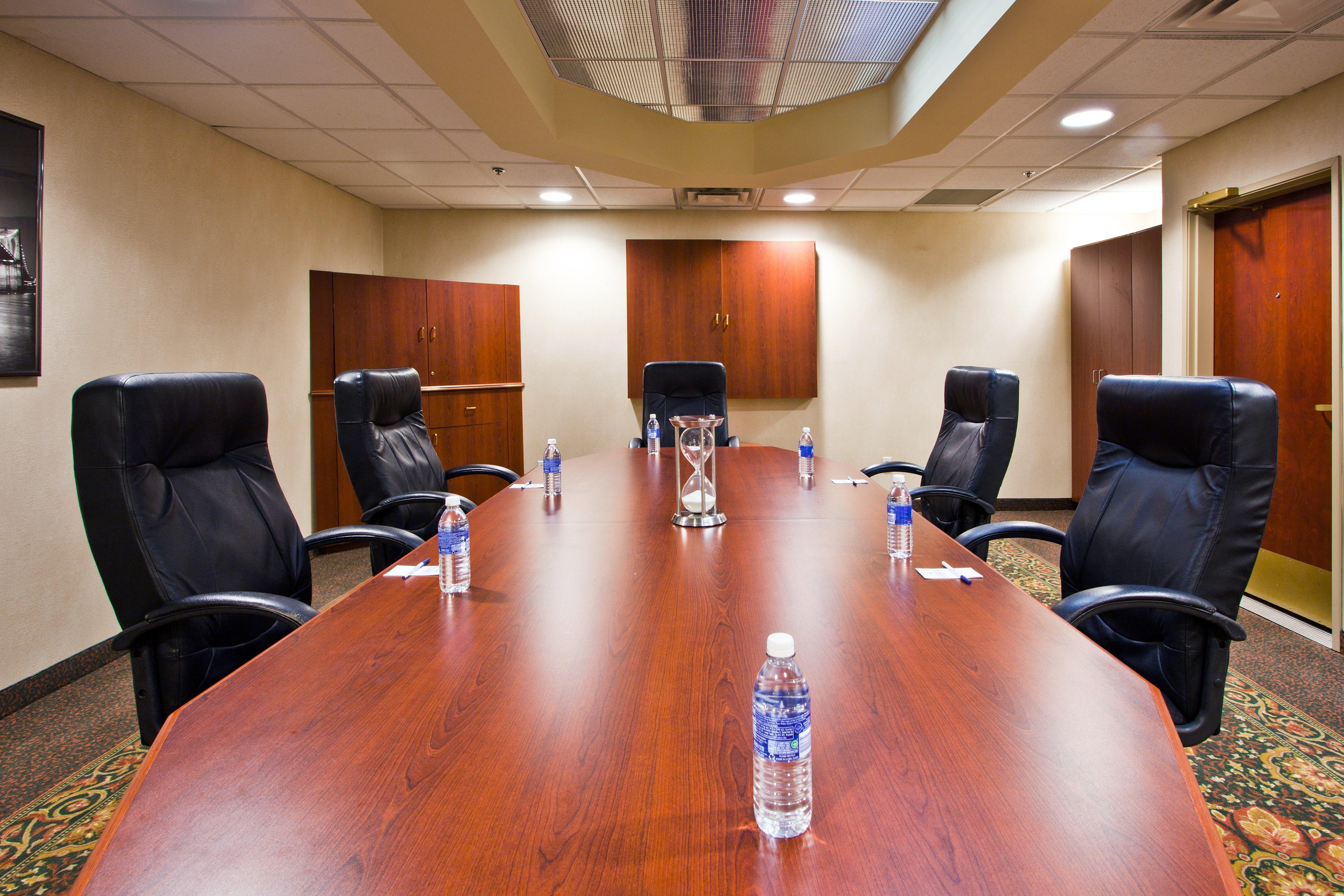 Holiday Inn Express Hotel & Suites Waterford By Ihg מראה חיצוני תמונה
