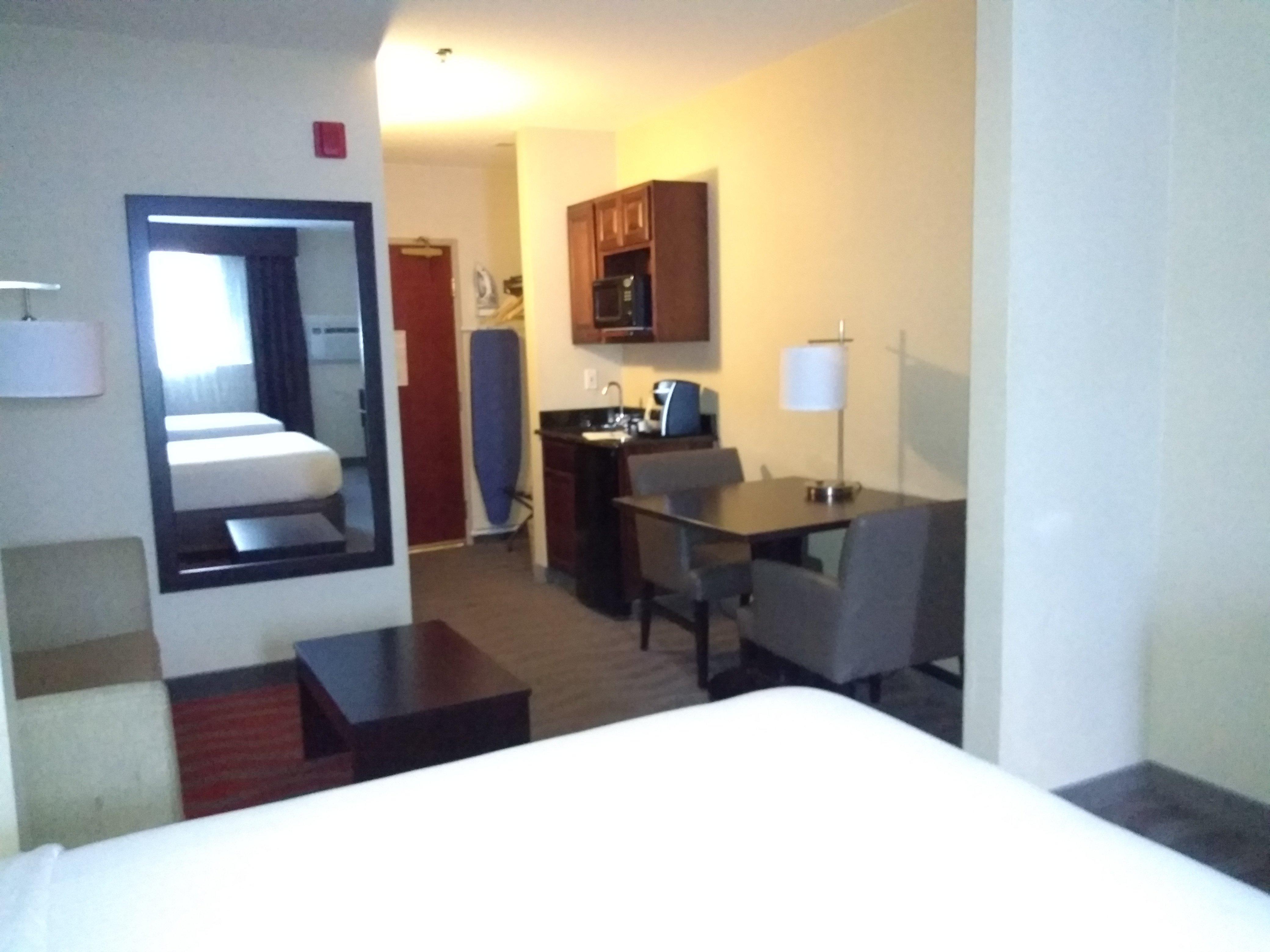 Holiday Inn Express Hotel & Suites Waterford By Ihg מראה חיצוני תמונה