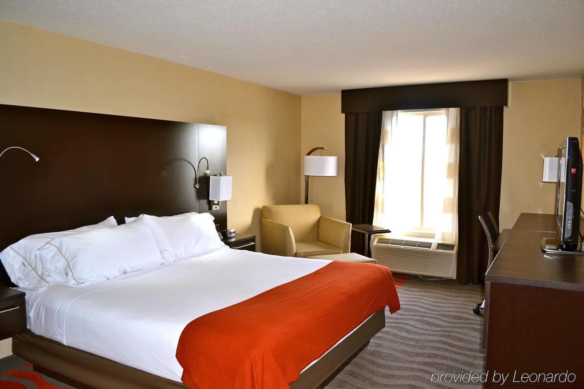 Holiday Inn Express Hotel & Suites Waterford By Ihg מראה חיצוני תמונה